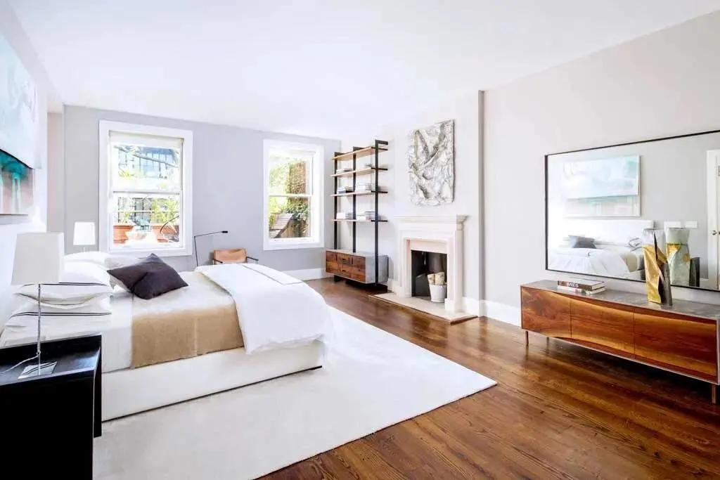 “不要男人只要房子”的她，10年后怎么样了？