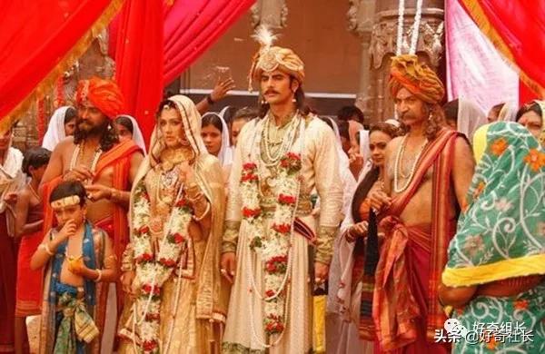 你知道印度新闻有多奇葩么,印度11人灭门案真相