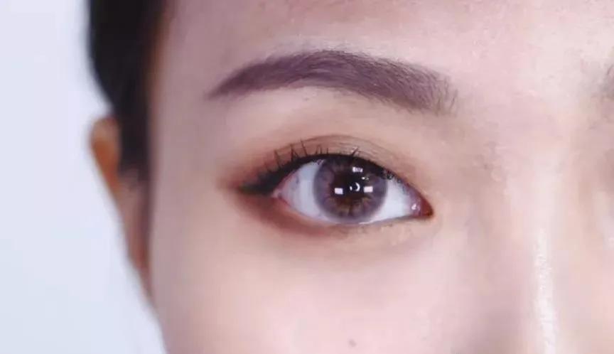 化眼妆初学者淡妆单眼皮,单眼皮小眼化大眼妆教程