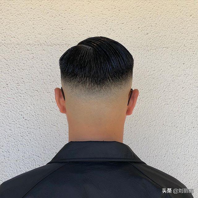 男士周边光发型,男士什么样的发型看起来阳光