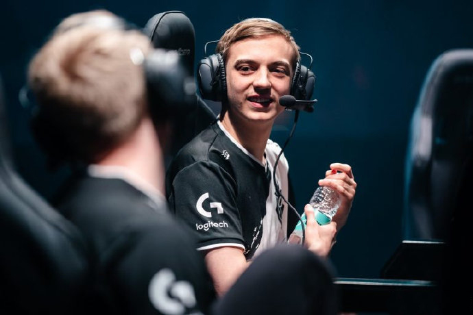 g2全员整活,g2全队打天梯什么平台