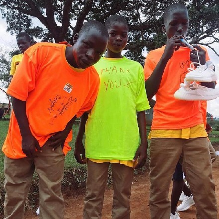 yeezy几百块,yeezy鞋500