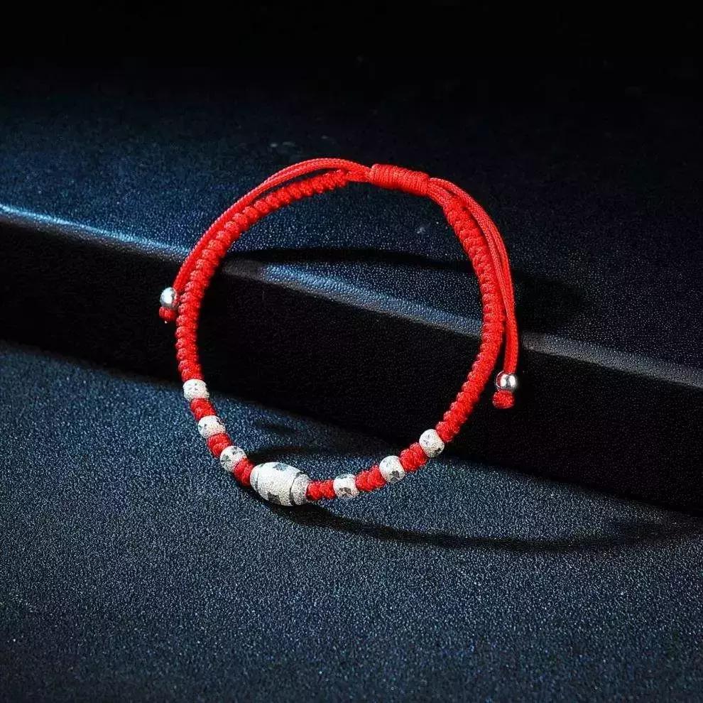 本命年红绳可以左右手都戴吗,本命年红绳戴哪只手女生