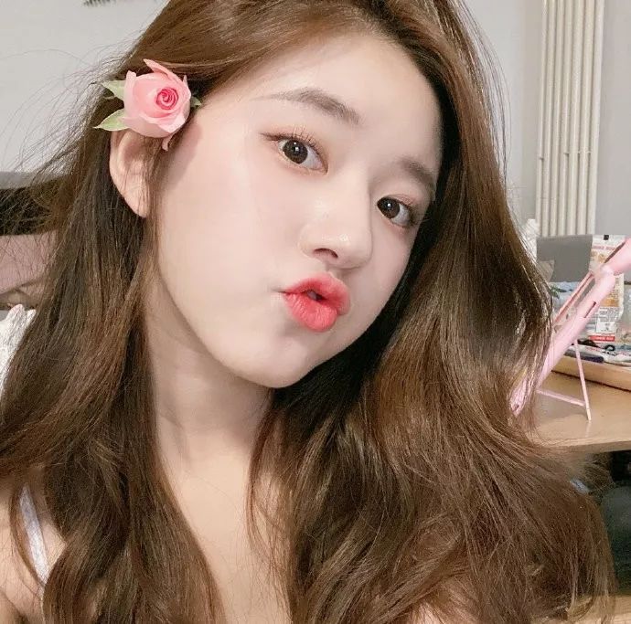 赵露思推荐补水保湿,赵露思推荐水感保湿焕颜面霜