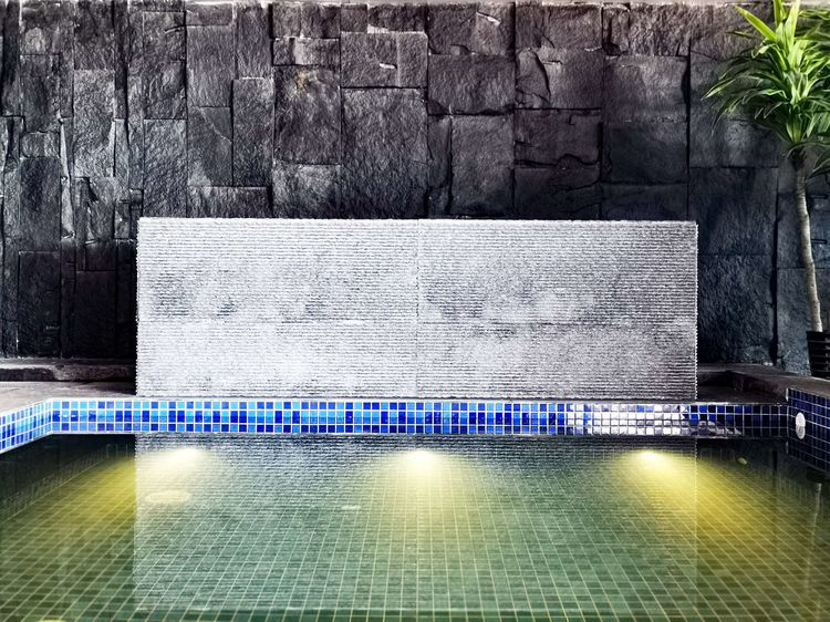 温泉是怎么治病的,泡温泉真的可以调理身体吗