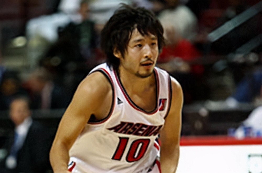 日本篮球运动员姚明,日本首位nba球员