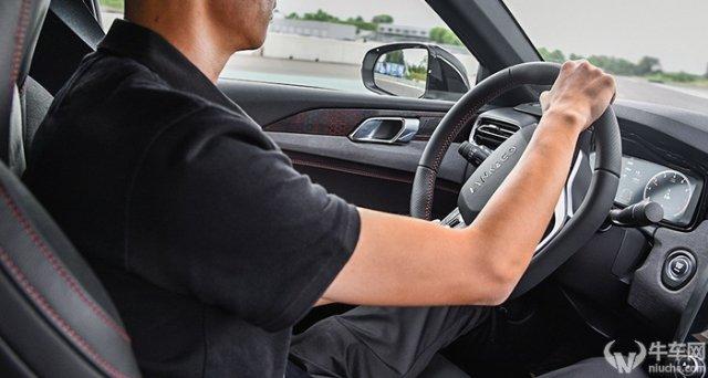 三缸大佐评价领克03,领克03三缸发动机拆解视频