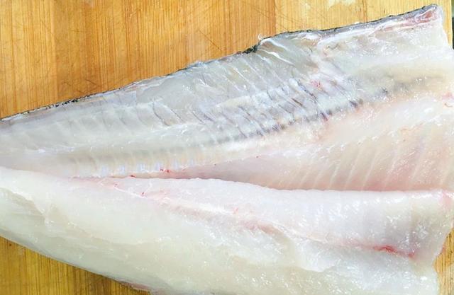 川菜青椒鱼怎么做好吃,川菜泡椒椒麻鱼的做法