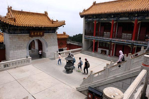 西岳华山五峰风景,华山一日游西安出发路线推荐