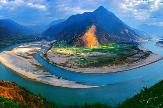 世界上哪个大峡谷最吸引游客排名,绝美大峡谷门票