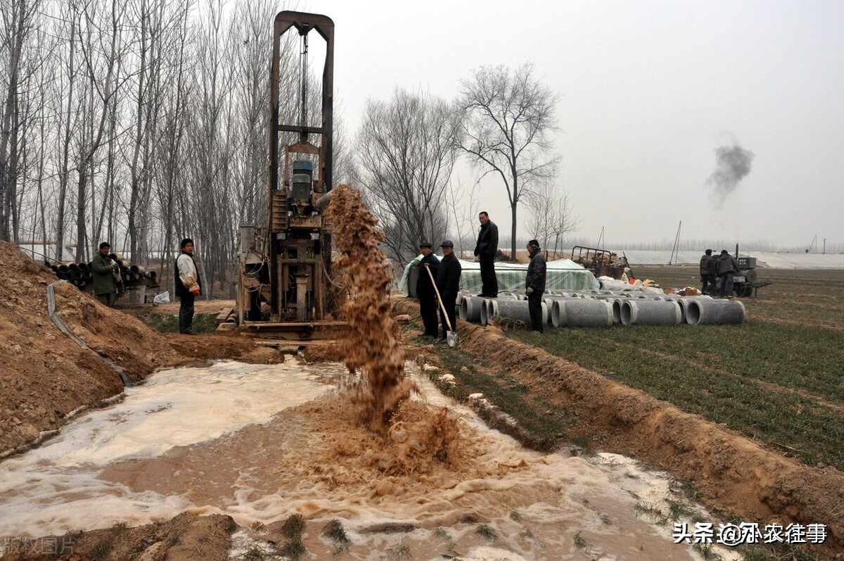 农村井80米,水泵卡在60米拿不出来,岩石井怎么办,是什么原因?