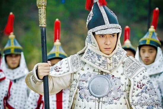 多尔衮死后却被皇帝掘坟鞭尸,多尔衮为什么被掘墓鞭尸