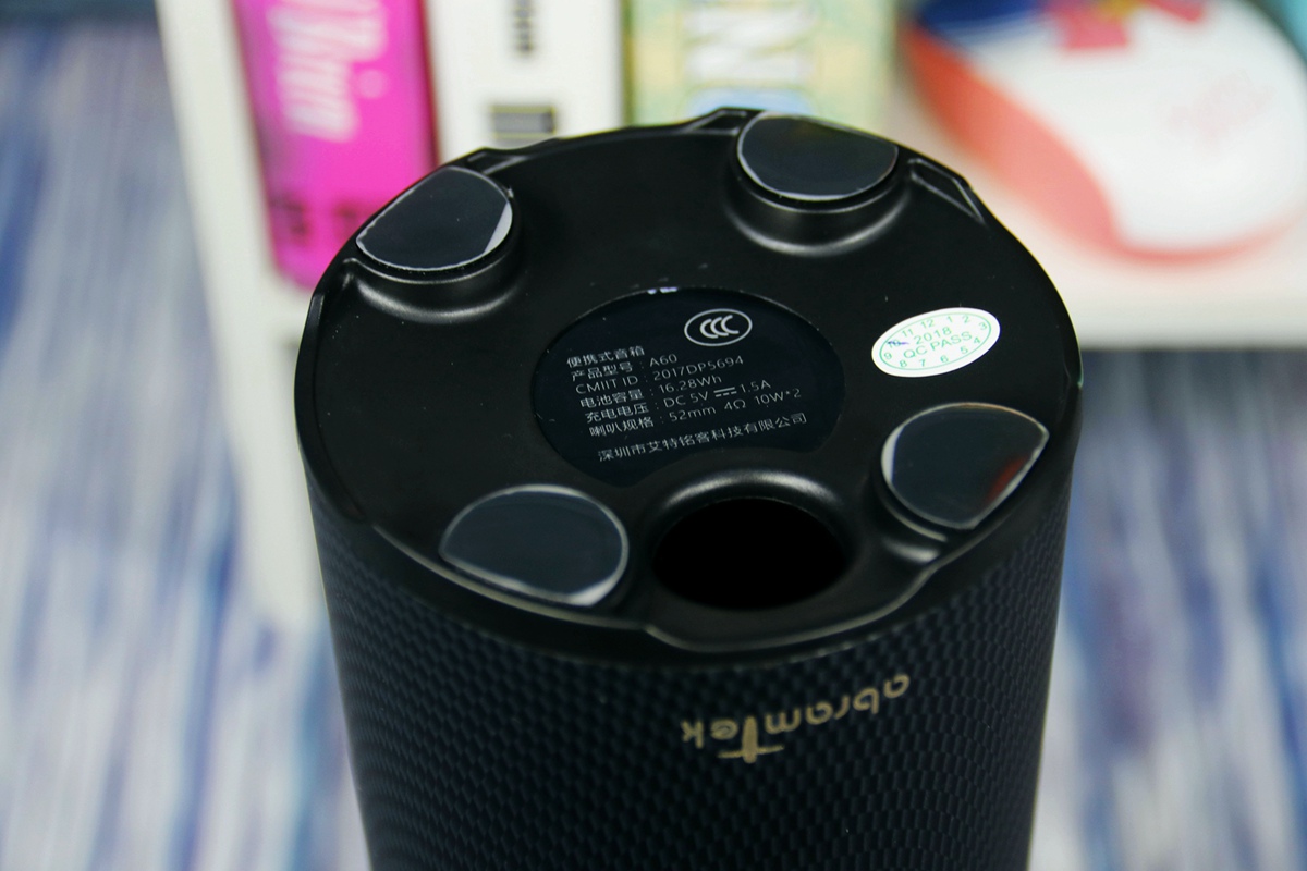 无损音质360度环绕立体声,艾特铭客金刚5蓝牙音箱评测