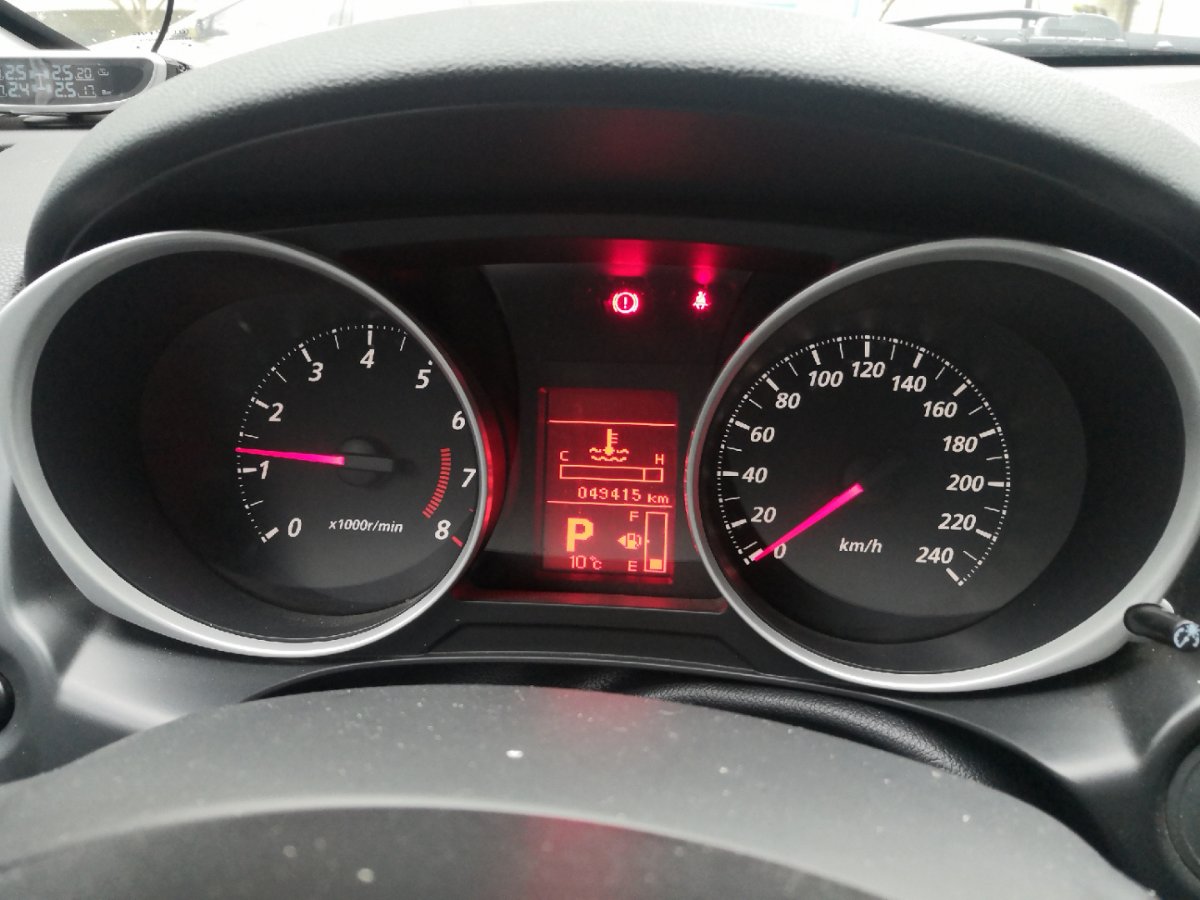 三菱asx劲炫2013款2.0lcvt两驱精英版,三菱劲炫asx一公里多少油钱