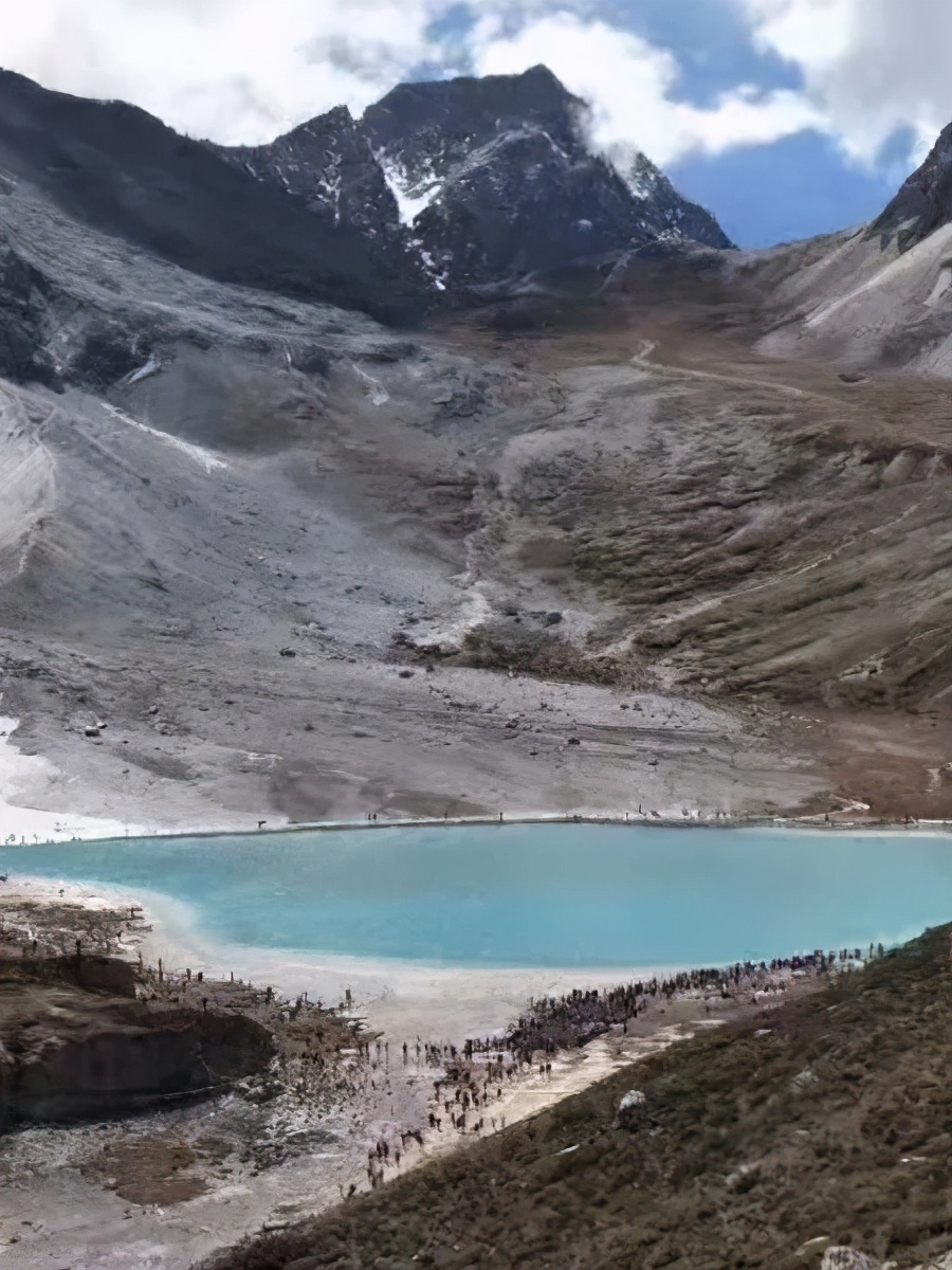 稻城亚丁一定要去的地方,去稻城亚丁感受身体与灵魂