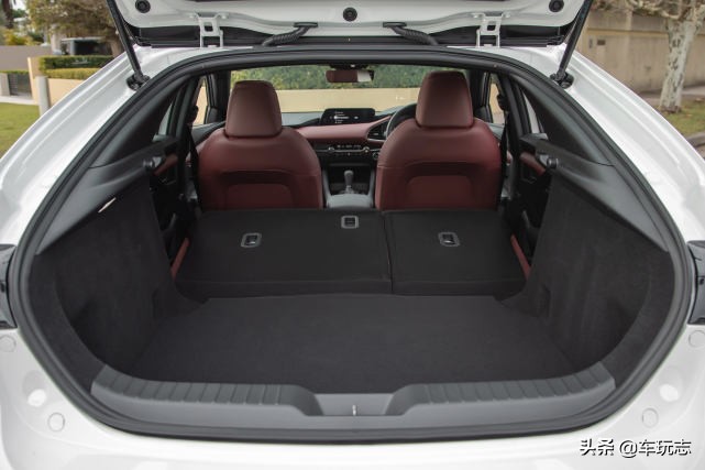 马自达mazda3深度测评,mazda3马自达提车