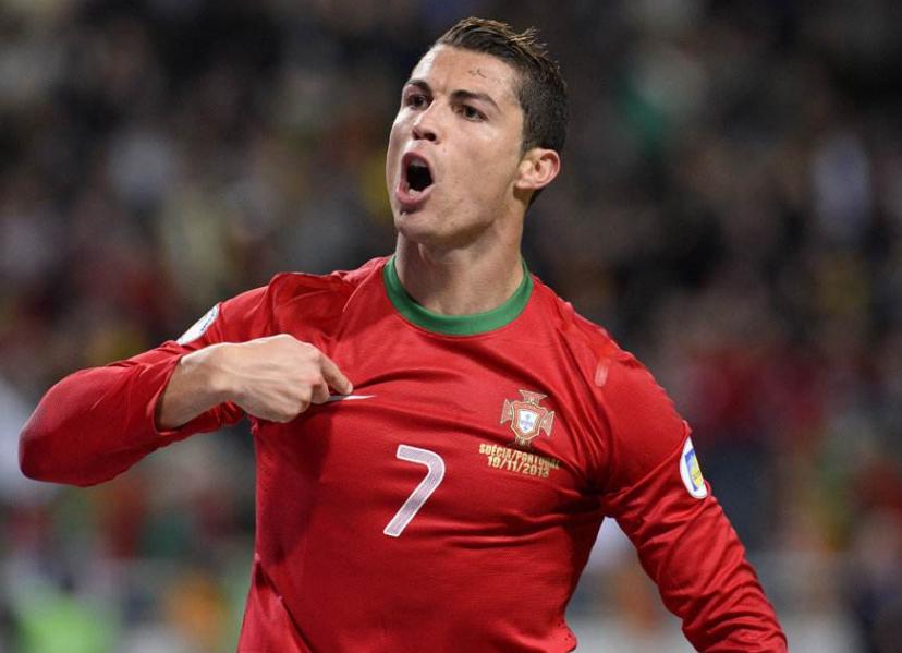 欧冠逆转之伊斯坦布尔之夜,史诗级逆转伊斯坦布尔之夜