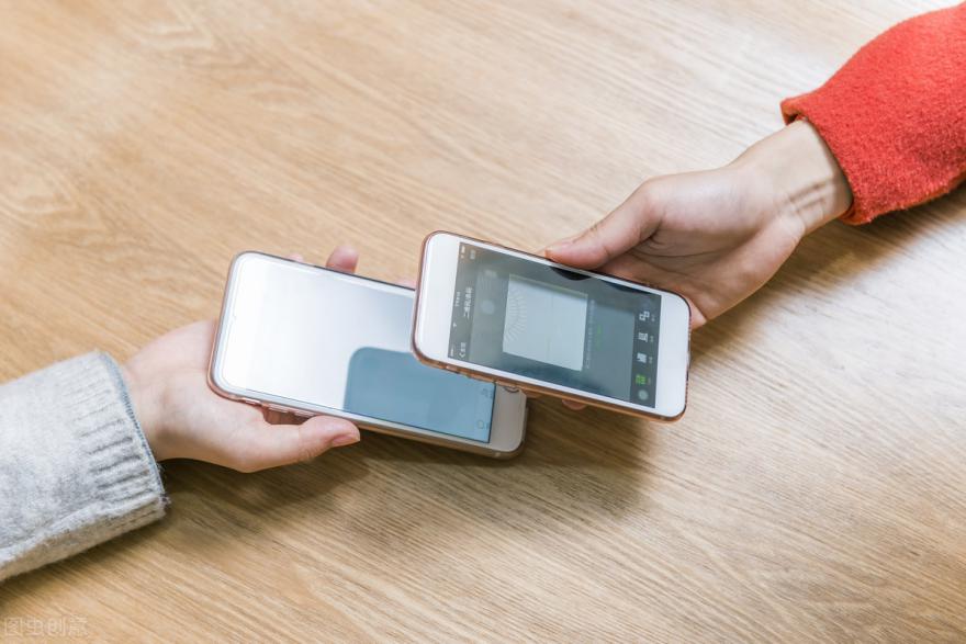 微信语音自动翻译文字怎么设置,如何开通微信边写边翻译功能