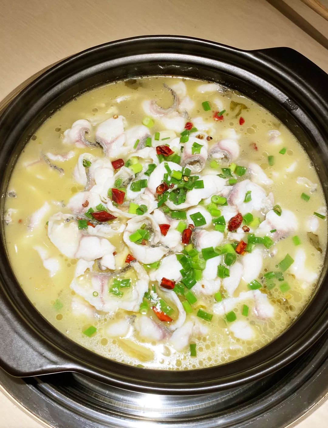 西安有全水晶天桥的mall，1天后1折起