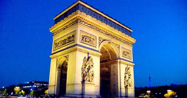 法国巴黎天气预报,法国巴黎时装秀视频