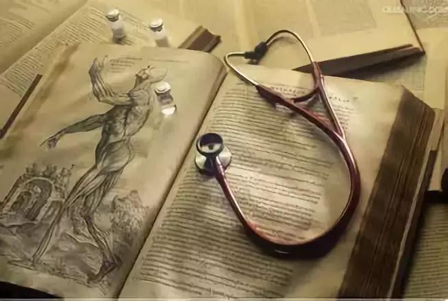 没有听诊器医生听诊,没有听诊器之前怎么听心跳