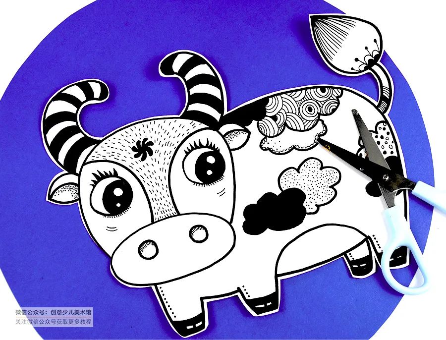 黑白线描与色彩结合儿童画,公主线描画儿童画