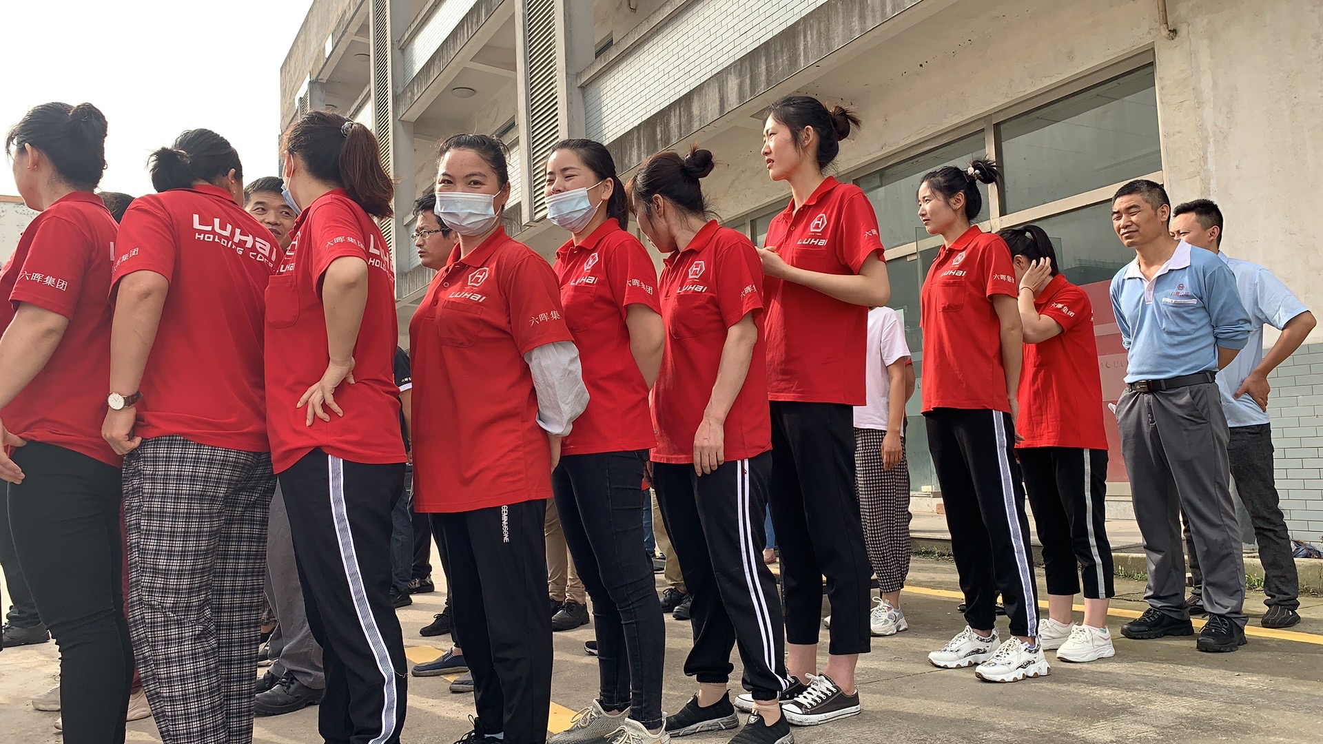 消防灭火器使用演练报道稿,消防演练灭火器使用方法