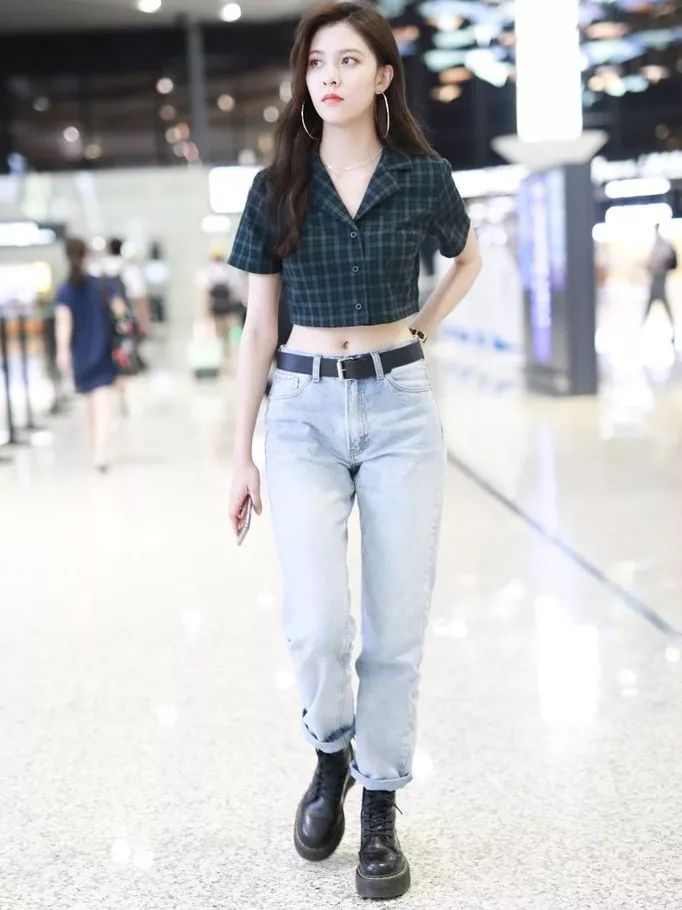 杨幂穿初恋鞋视频,杨幂潮鞋