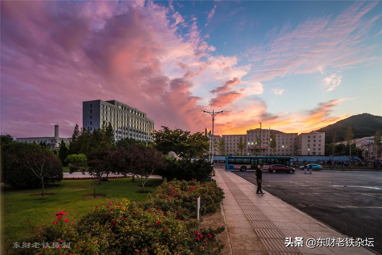 澶╀笂鐪嬪湴涓嬪湴涓嬬湅澶╀笂,澶╀笂鐪嬪ぉ涓婄殑鏄熷湴涓嬬湅鍦颁笂鐨勫潙