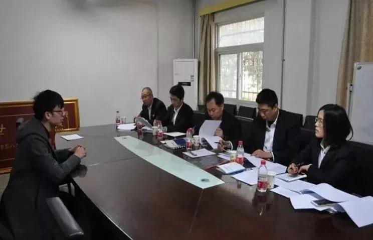 女面试官：三横三竖三撇三捺，是什么字？90后大学生机智回复