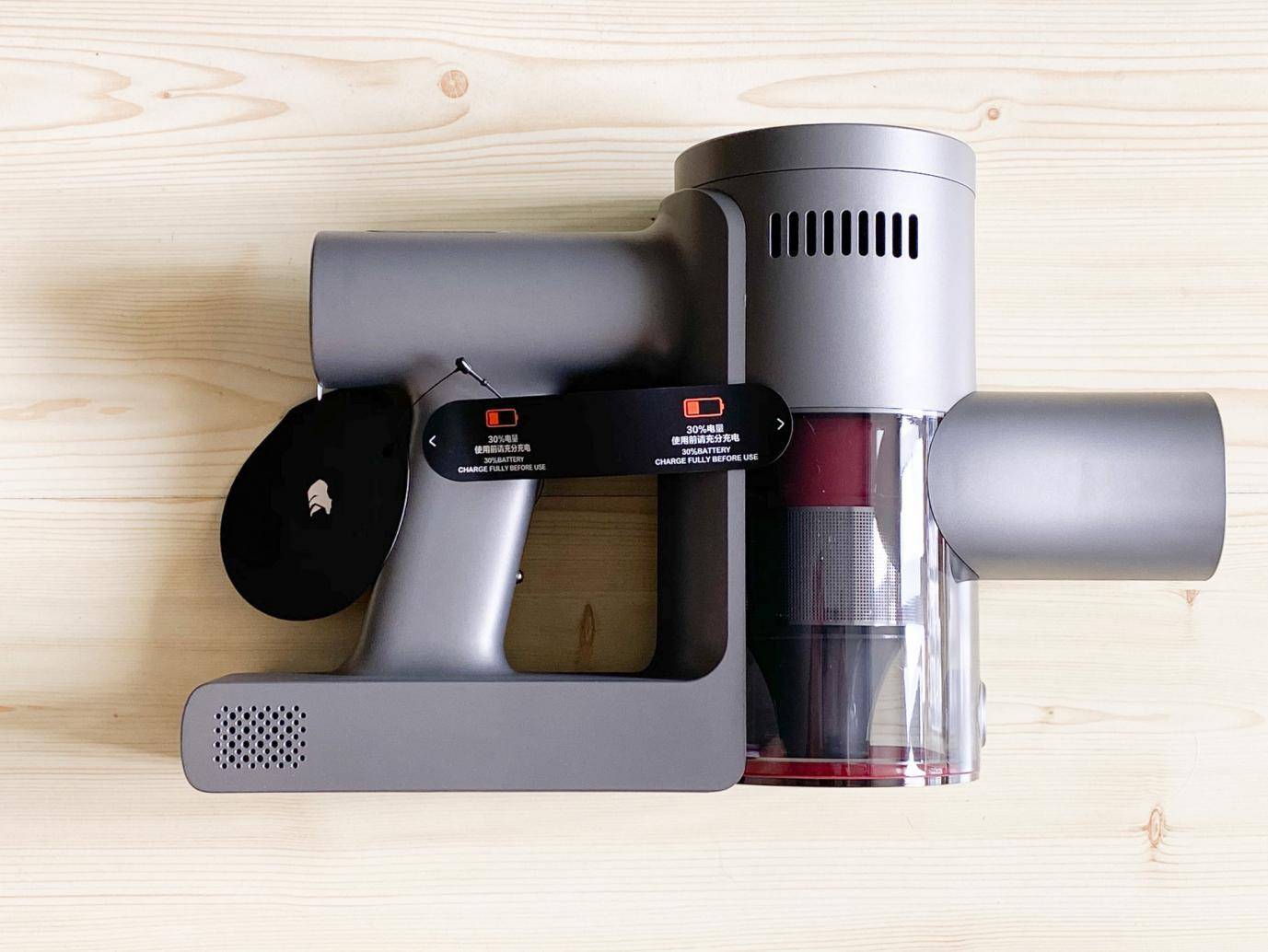 一人轻松扫全屋,娇小女生最爱用?顺造轻量手持吸尘器L1体验