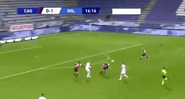 伊布上演经典背刺足球的魅力,伊布最经典过人