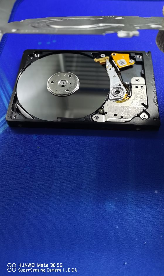 希捷氦气盘拆解,希捷桌面存储拆解