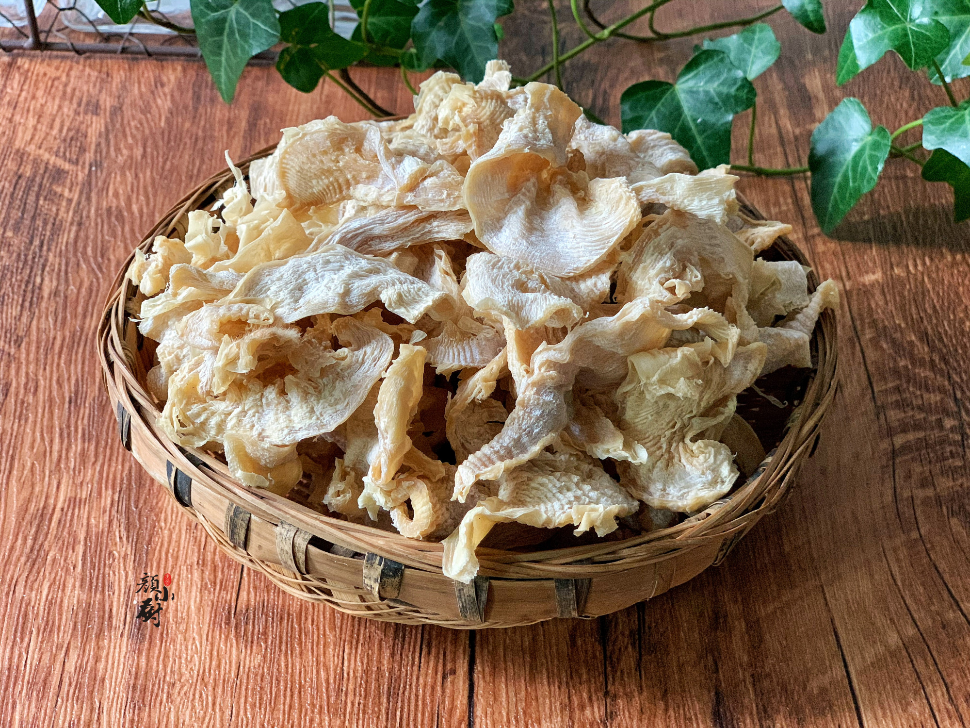 清明前后吃这个菜千万要注意,哪三种食物清明前准备