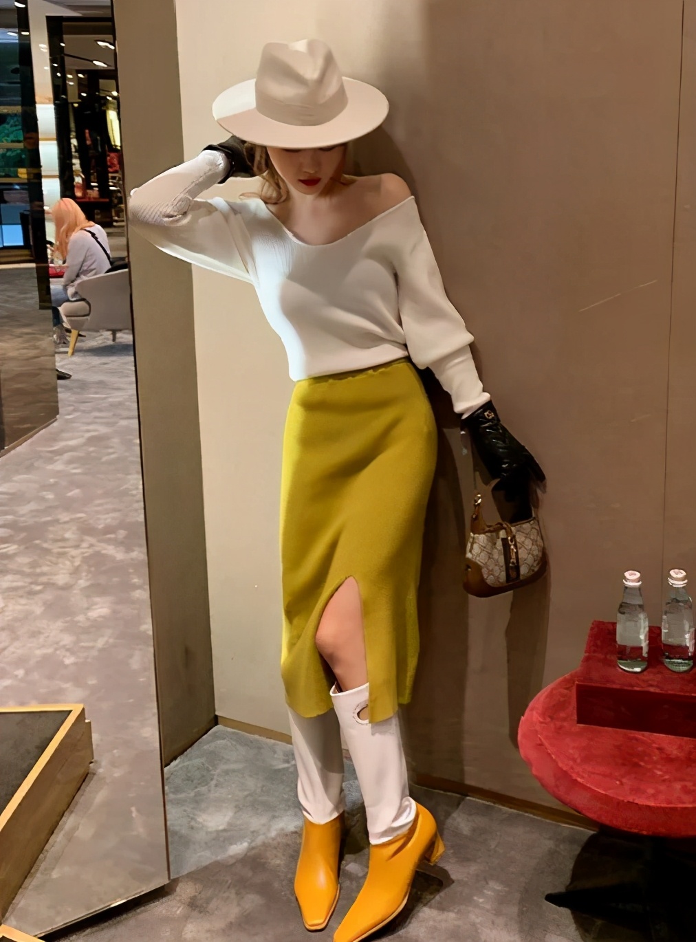 你的五官看起来很好画,你的五官是什么风格