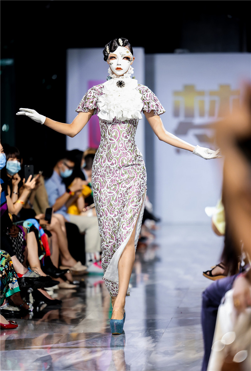 胡社光新中式旗袍走秀视频,胡社光时装发布会