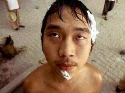 《功夫》中一句包租婆没水了响彻大江南北你知道本人谁?