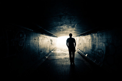 男孩报警遭父亲家暴,十岁男孩长期被父亲家暴的后果