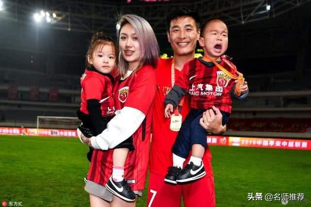 武磊获得西甲金靴奖,武磊获中国金球奖