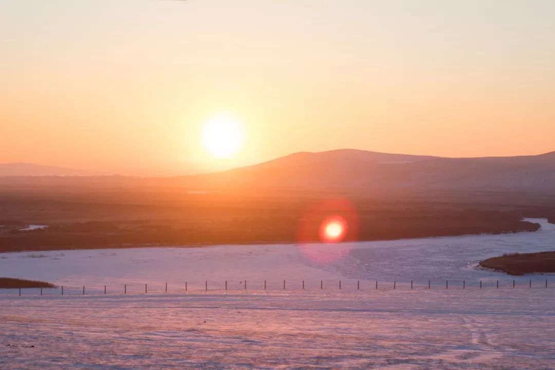 李白诗词解读,李白和苏轼诗词各十首