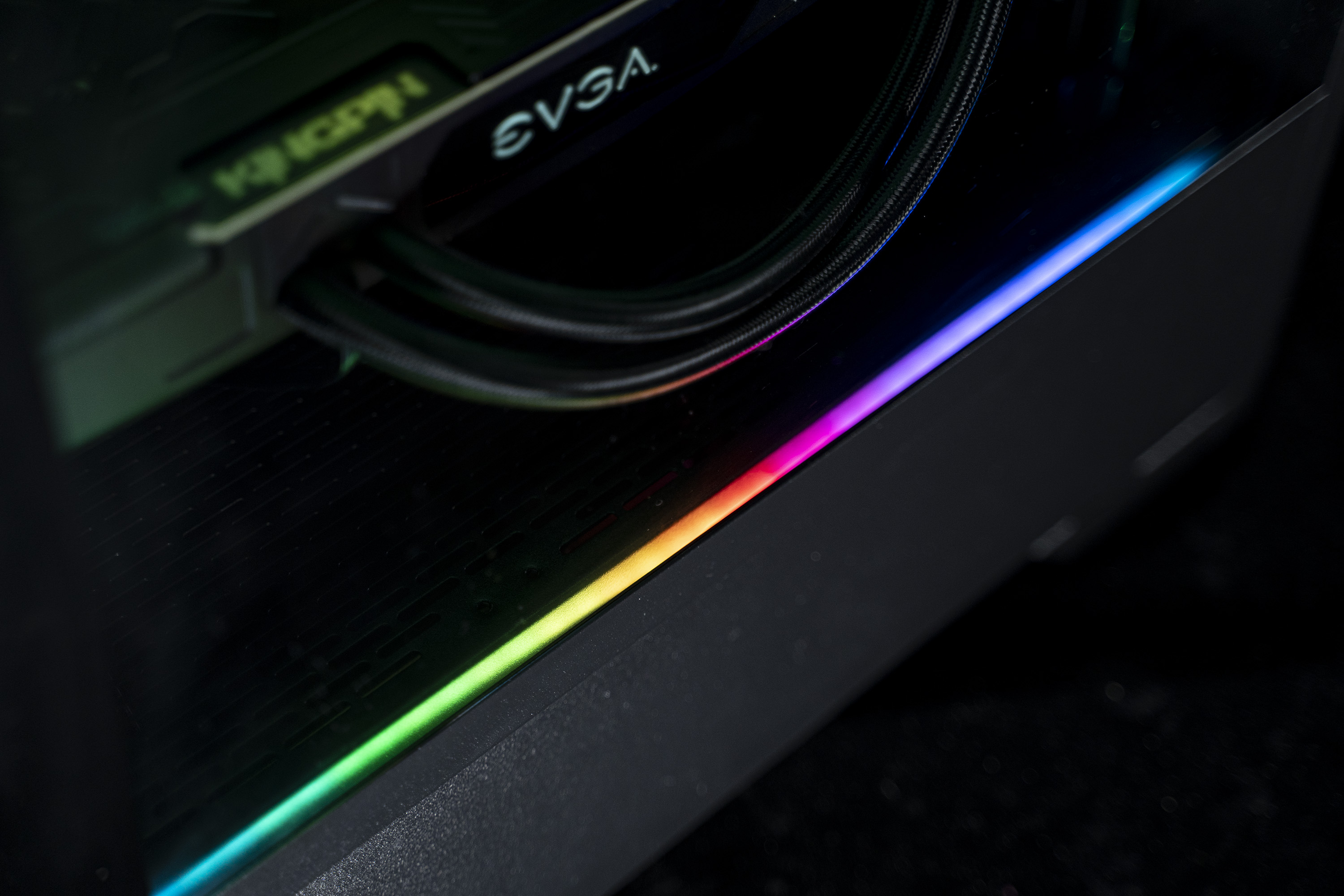 联力鬼斧机箱使用感受,联力鬼斧机箱装机配件推荐