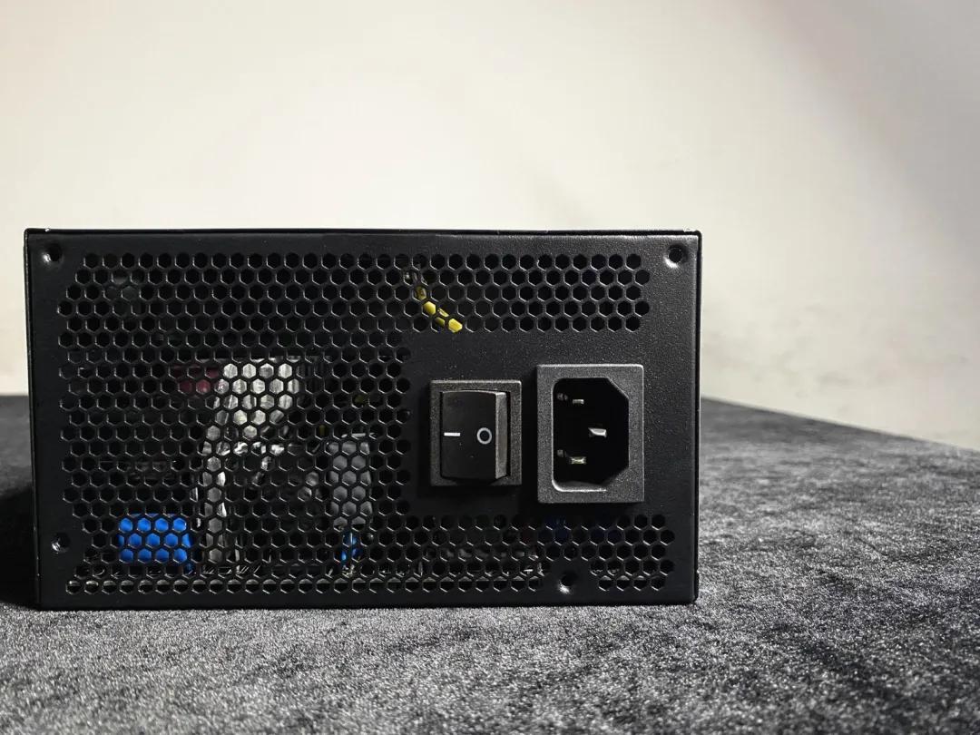 长城巨龙s6电源,长城电源巨龙s6