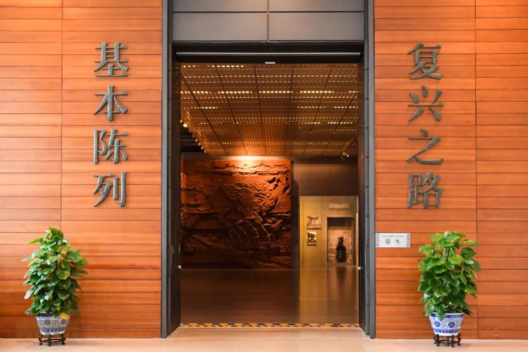 斯人已去，艰苦岁月里的笛声依旧