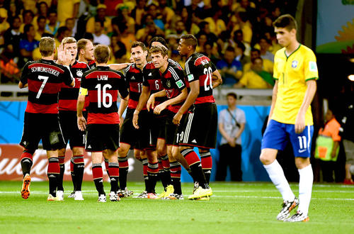 德甲将成为五大联赛第一个复赛,德甲保级附加赛为什么都是德甲赢