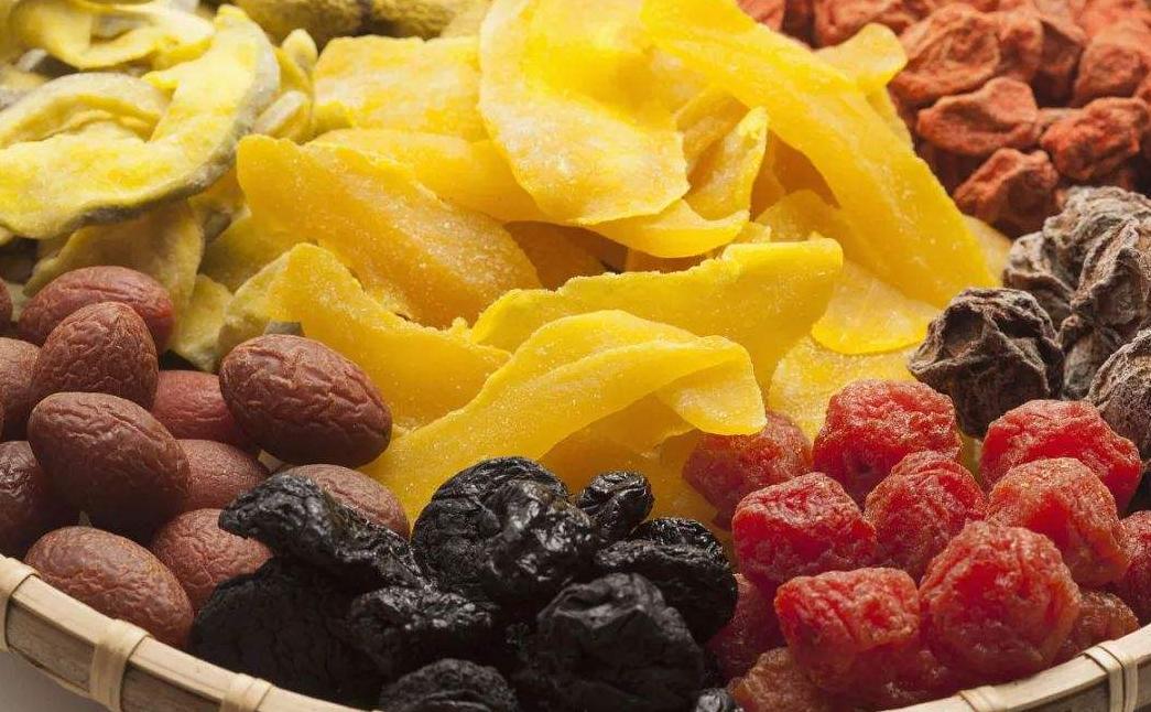 吃货聊三国：青梅煮酒话梅子，不仅可以酿酒，还是地道的美食