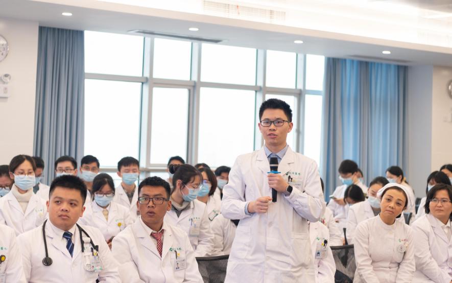 文科生医学专业就业前景,适合文科生的大专医学专业