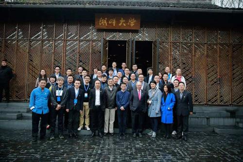 阿里巴巴马云是怎么创业的,阿里巴巴马云创业的艰辛