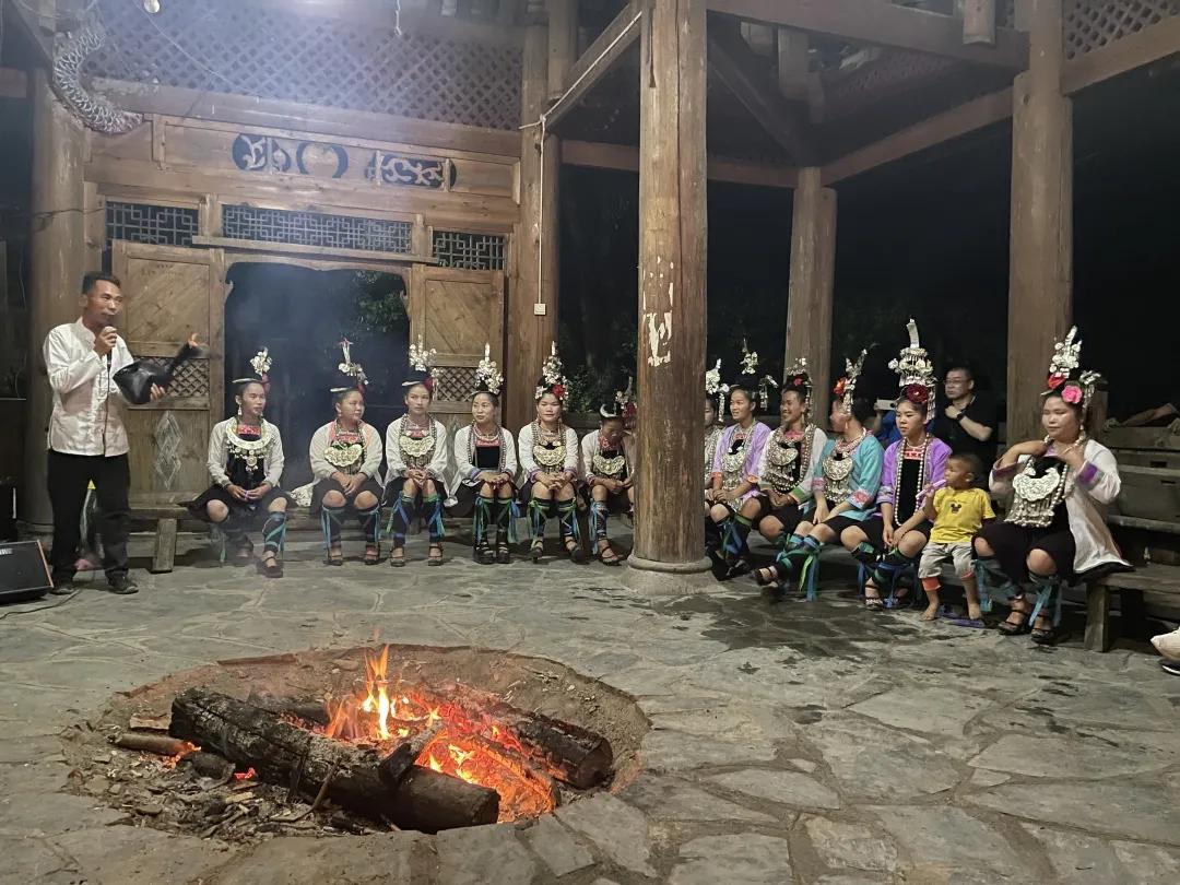 这对父母怎么想到的？把孩子十岁生日变成了学习的动力