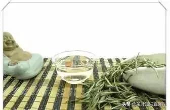 人参九宝茶的功效和禁忌,凤凰单枞茶的功效与禁忌