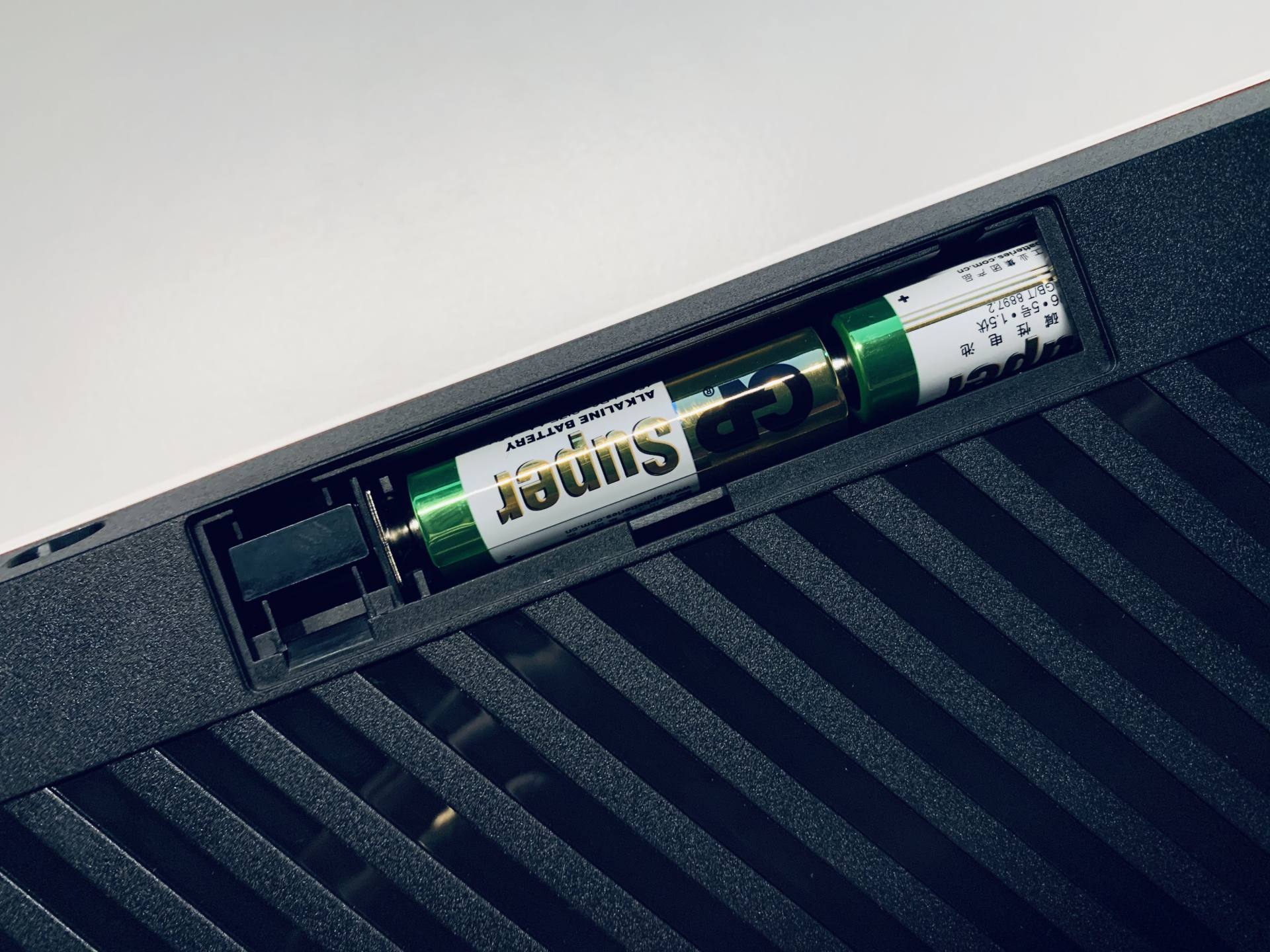 送媳妇爱你3000遍，G521钢铁侠版机械键盘开箱